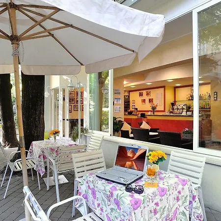 ホテル Capri リミニ