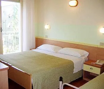Capri Ξενοδοχείο Ρίμινι