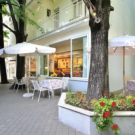 Capri Szálloda