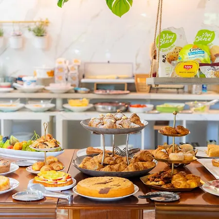 Capri 2* Римини