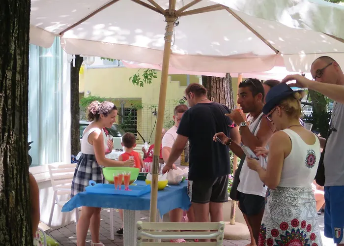 Capri Отель Римини